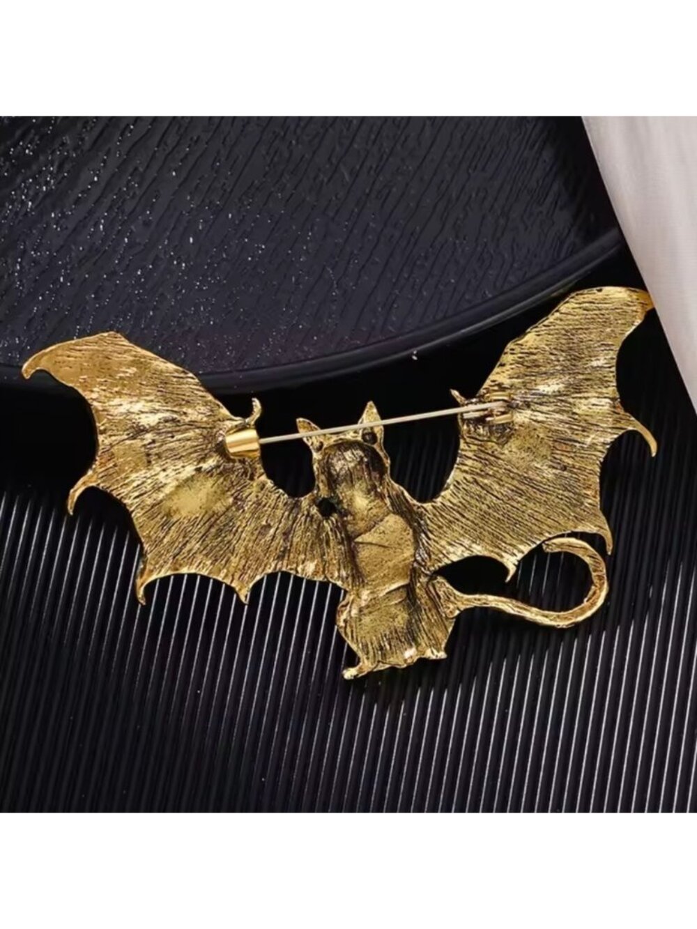 Gothic Bat Cat Brass Brooch - Picture 2 of 14